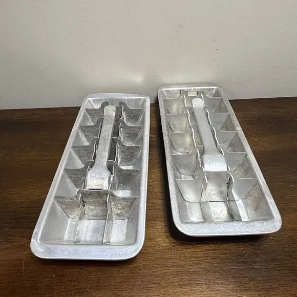 Vintage Kitchen Aluminum Metal Ice Cube Trays, Set of 2 - Picture 2 of 7